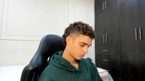 nathan_shimmer online show from April 2026 09:51:02 PM