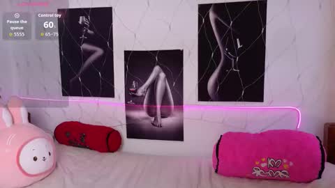 NattyQueen  online show from February 2026 01:10:01 PM