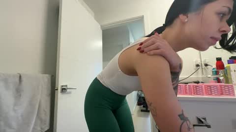 Snapshot of nattywithoutdaddy chatting on February 2026 07:21:01 PM NATTY FIERROS online show from February 2026 07:21:01 PM