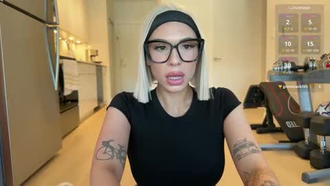 Snapshot of nattywithoutdaddy chatting on February 2026 05:33:01 PM NATTY FIERROS online show from February 2026 05:33:01 PM