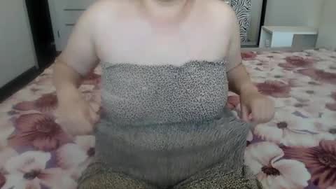Snapshot of natural_beauty201 chatting on June 2026 10:32:01 AM Penelopa369 online show from June 2026 10:32:01 AM