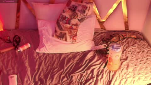 Snapshot of naturall_latina_ chatting on December 2024 09:12:02 AM Sofia online show from December 2024 09:12:02 AM