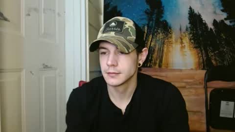 Snapshot of naturesbest951 chatting on March 2025 01:39:01 AM NATURESBEST online show from March 2025 01:39:01 AM