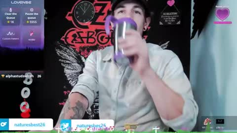 Snapshot of naturesbest951 chatting on October 2025 03:54:02 AM NATURESBEST online show from October 2025 03:54:02 AM