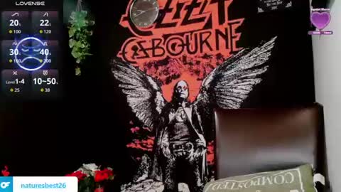 Snapshot of naturesbest951 chatting on November 2025 02:45:02 AM NATURESBEST online show from November 2025 02:45:02 AM