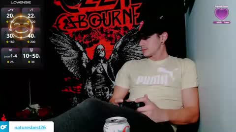 Snapshot of naturesbest951 chatting on November 2025 01:48:02 AM NATURESBEST online show from November 2025 01:48:02 AM