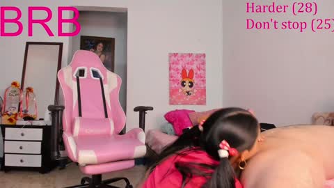 Snapshot of naty_johan chatting on January 2025 01:10:02 AM Nata online show from January 2025 01:10:02 AM