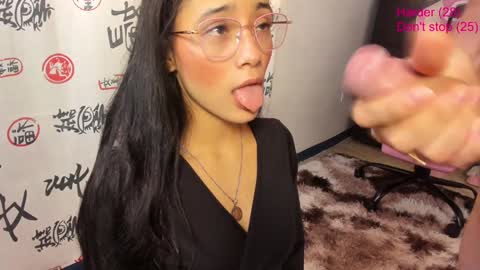 Snapshot of naty_johan chatting on February 2025 01:09:01 AM Nata online show from February 2025 01:09:01 AM