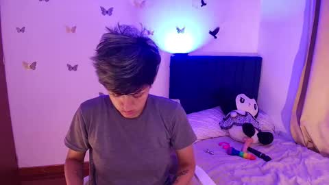 Fernanda online show from November 2025 08:03:01 AM