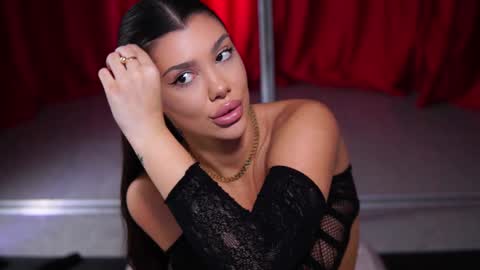 Naty online show from January 2025 01:55:01 AM