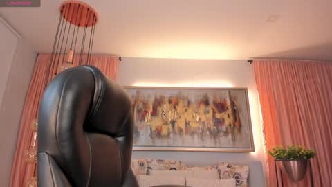 Snapshot of natyferrer chatting on February 2025 10:29:01 AM Naty Ferrer online show from February 2025 10:29:01 AM