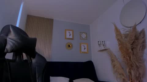 Snapshot of natyferrer chatting on October 2025 10:57:02 AM Naty Ferrer online show from October 2025 10:57:02 AM