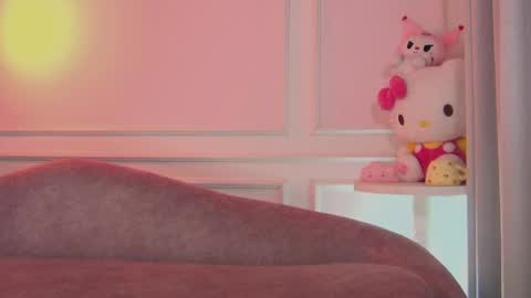 IG nattichips online show from April 2026 09:42:02 PM