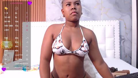Snapshot of naughty_ebonyy chatting on January 2025 03:02:01 AM SASHA online show from January 2025 03:02:01 AM