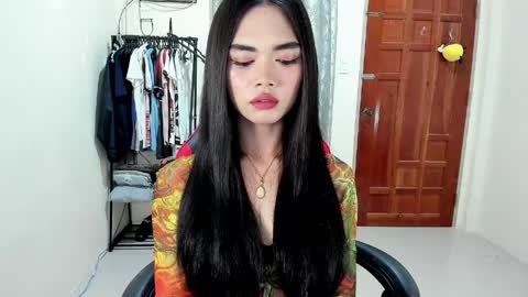 emma online show from April 2026 03:18:02 PM