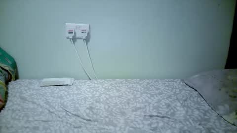 Snapshot of naughty_kesh chatting on September 2025 08:41:02 AM kesh online show from September 2025 08:41:02 AM