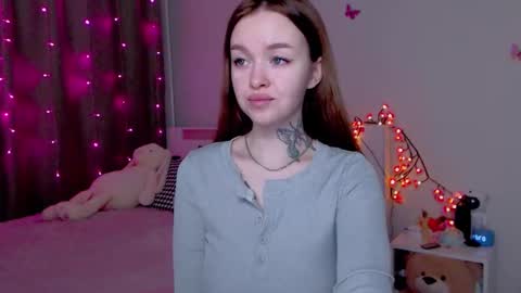 Snapshot of naughty_mablee chatting on November 2025 12:21:01 AM Mable online show from November 2025 12:21:01 AM