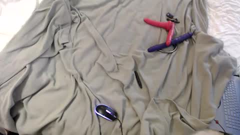 XXX online show from December 2024 07:28:01 AM