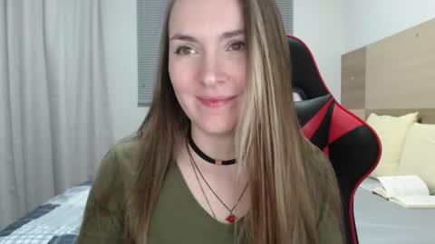 Ann online show from October 2025 02:44:01 AM