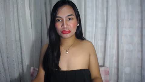 Snapshot of naughty_rina chatting on July 2026 01:57:02 PM naughty_rina online show from July 2026 01:57:02 PM