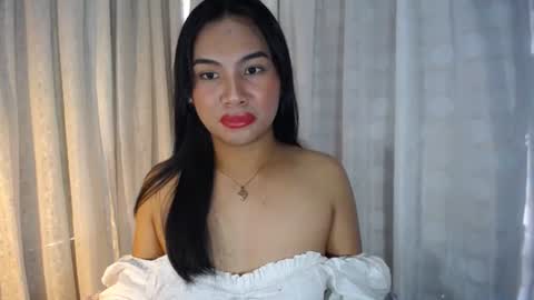 Snapshot of naughty_rina chatting on July 2026 06:11:02 AM naughty_rina online show from July 2026 06:11:02 AM