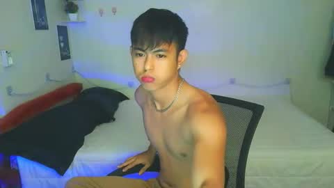 Snapshot of naughtyboylouie chatting on September 2025 10:26:02 AM Loue online show from September 2025 10:26:02 AM