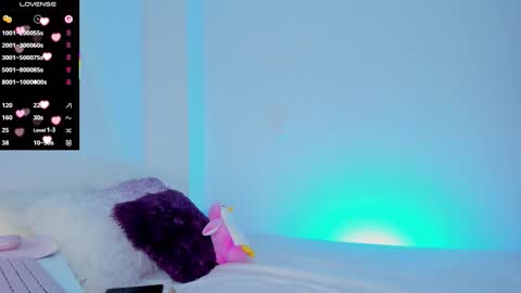 Snapshot of naughtybunnyy_1 chatting on November 2025 11:14:02 PM online show from November 2025 11:14:02 PM