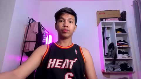 Snapshot of naughtybutsexy69 chatting on October 2025 08:56:02 AM Arch online show from October 2025 08:56:02 AM