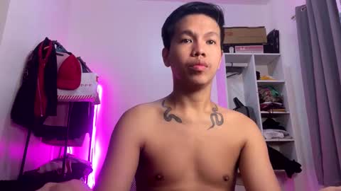 Snapshot of naughtybutsexy69 chatting on October 2025 08:00:02 AM Arch online show from October 2025 08:00:02 AM