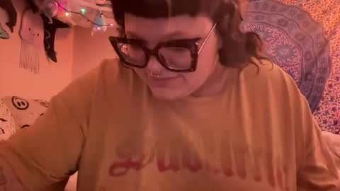 Snapshot of naughtygirl637100 chatting on December 2025 01:11:02 AM Naughty Girl online show from December 2025 01:11:02 AM