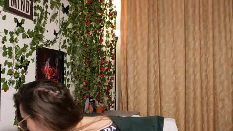 Snapshot of naughtyhomemade17 chatting on October 2025 01:01:01 PM Mya Alexya online show from October 2025 01:01:01 PM