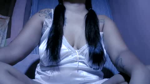 naughtymom_33 online show from July 2026 02:08:02 PM