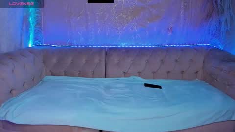 ambar jhonf and matt online show from October 2025 05:31:02 AM