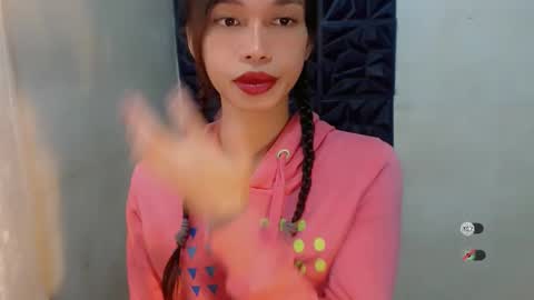 Celine online show from October 2025 05:04:02 AM