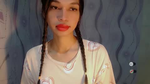 Snapshot of naughtysunshinepinay chatting on May 2026 05:56:01 AM Celine online show from May 2026 05:56:01 AM