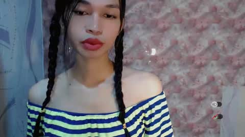 Snapshot of naughtysunshinepinay chatting on June 2026 12:45:02 AM Celine online show from June 2026 12:45:02 AM