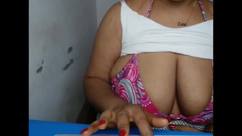 naughtyxpussyx online show from November 2025 12:27:02 PM