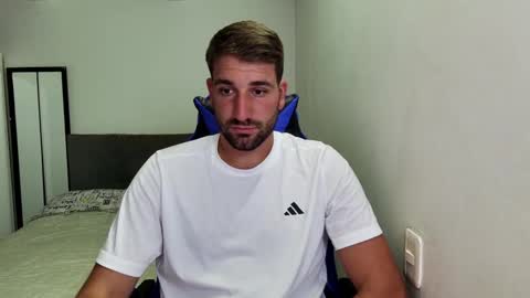 Snapshot of naugthy18boy chatting on February 2026 07:43:01 PM Nico online show from February 2026 07:43:01 PM