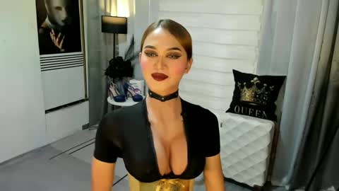 MISS IVANA online show from January 2025 10:00:02 AM