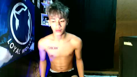 Snapshot of naugthyboyloy chatting on November 2025 07:04:02 PM Loy online show from November 2025 07:04:02 PM