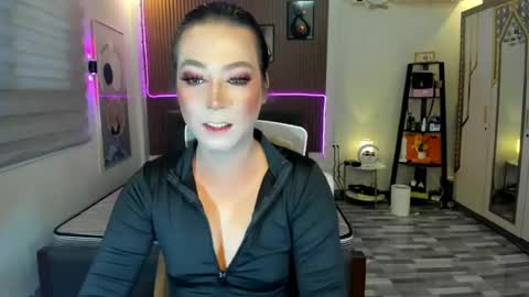 Snapshot of naugtycummer69 chatting on June 2026 06:51:02 AM JAY online show from June 2026 06:51:02 AM
