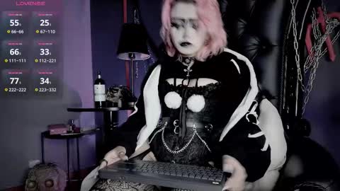 Navier  online show from February 2026 09:57:02 PM