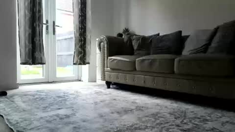 Navyrein online show from October 2025 03:41:01 PM