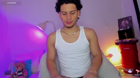 Snapshot of naxttan chatting on September 2025 04:06:01 AM Natan online show from September 2025 04:06:01 AM