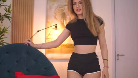 Naya online show from March 2026 08:04:02 PM