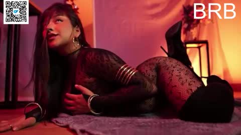 Nefertari online show from December 2025 11:25:02 AM