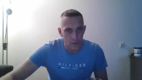 nederland77 online show from December 2024 03:19:01 PM