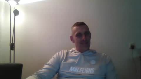 nederland77 online show from December 2024 06:25:01 PM