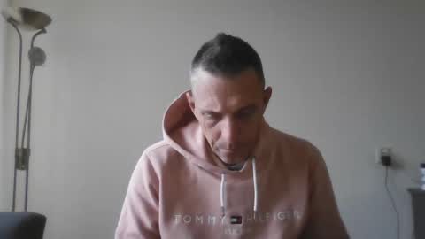 nederland77 online show from December 2024 09:28:02 AM