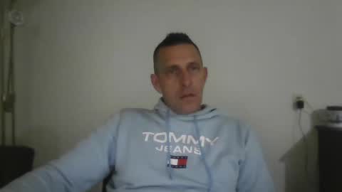 nederland77 online show from December 2024 05:21:01 AM